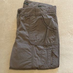 Eddie Bauer Cropped Cargo Pants